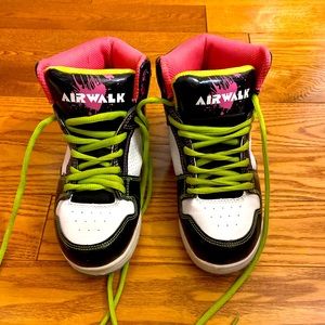 😎Girls Airwalk High-Top Shoes